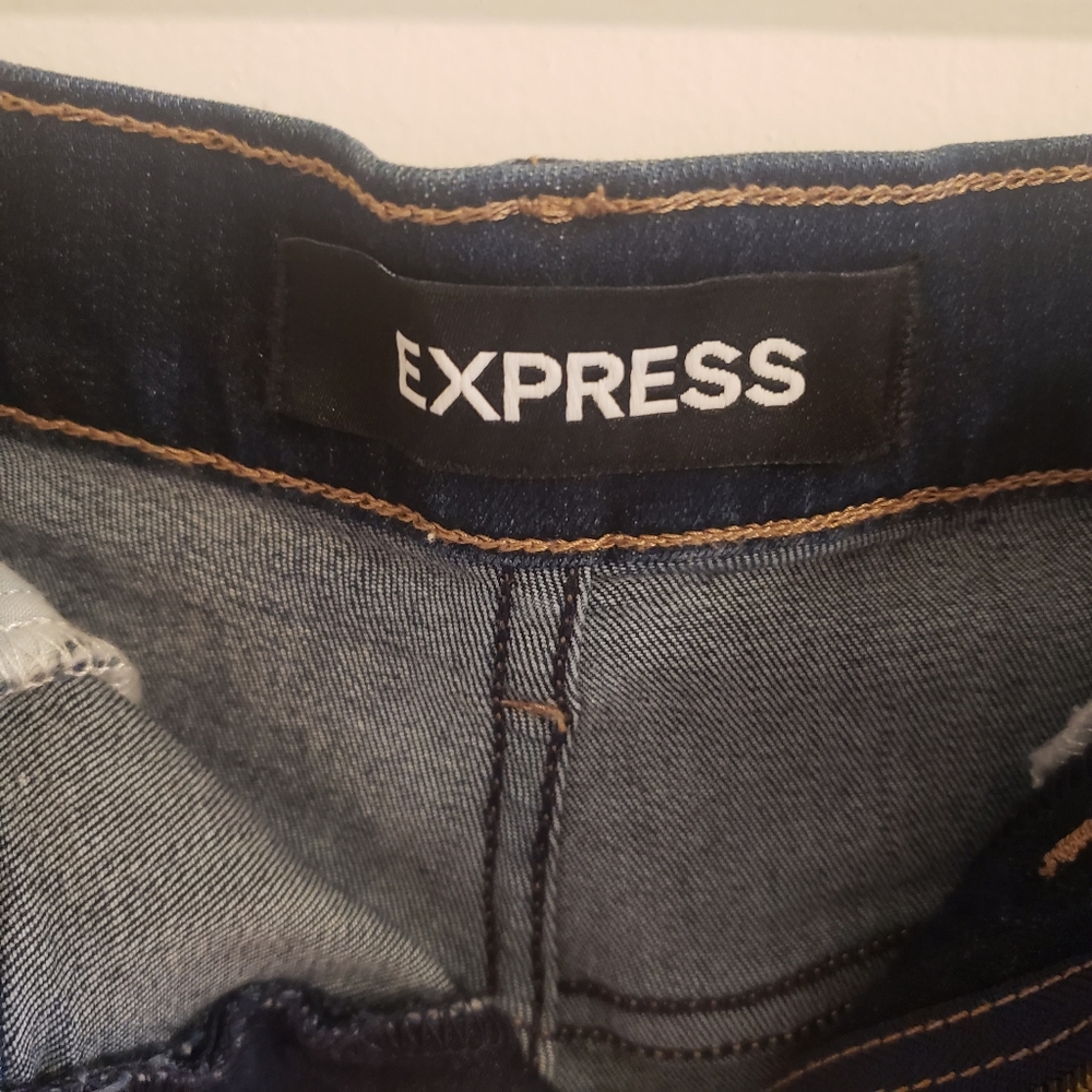 Express High Rise Shorts - Picture 4 of 10